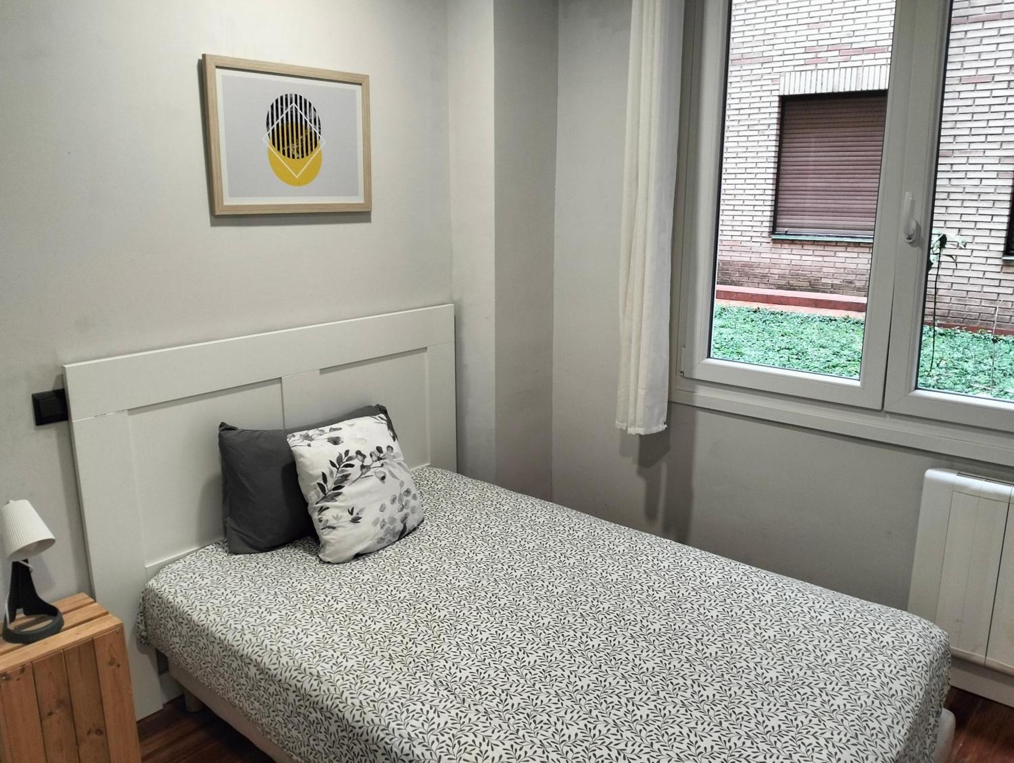 Pension Guggenheim Riverview Hbi01297 빌바오 외부 사진